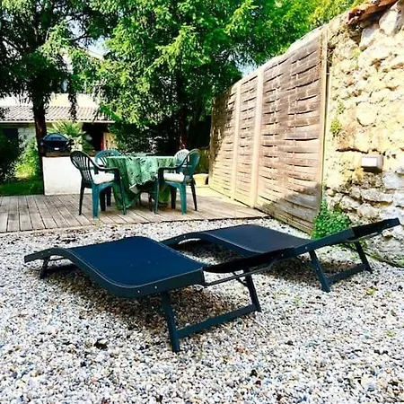 Dom wakacyjny Cozy House In Jean D'angely *